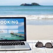 Otel Rezervasyon Sistemleri Karşılaştırması