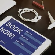 Otel Rezervasyon Sistemi Kullanıcı Deneyimi Nasıl İyileştirilir?